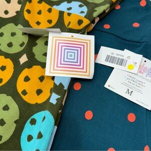 LuLaRoe - Azure - 2pc Skirt Set - Size Medium - NWT